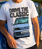 Drive The Classic Fiat Cinquecento Sporting. T-shirt in White Colour