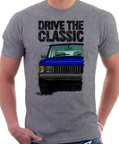 Drive The Classic Range Rover Classic Mid Model. T-shirt in Heather Grey Color.