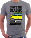 Drive The Classic Ford Escort Mk4 Ghia (Bumper Version 2). T-shirt in Heather Grey Colour